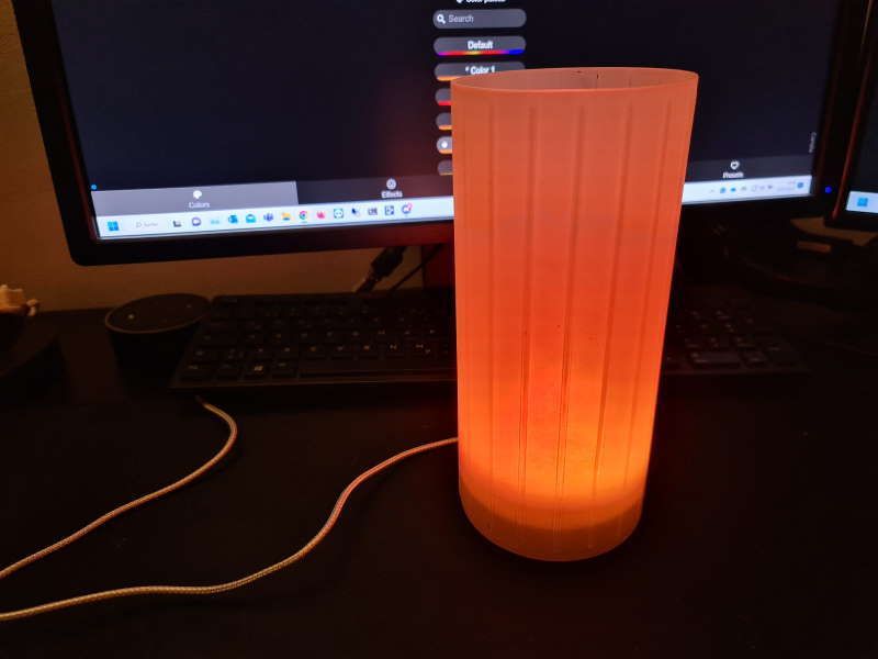 Lampe mit LED leuchtet
